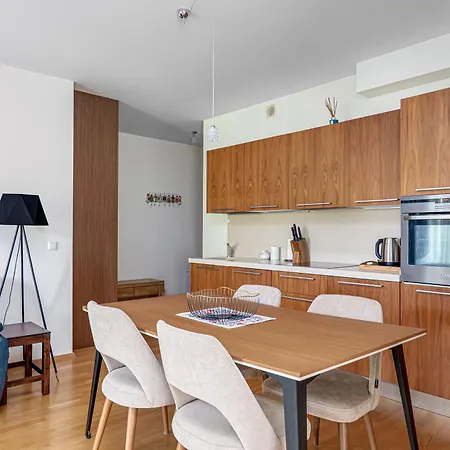 Apartament With Balcony I Pineview I Ac I Selfcheckin I Cohost *